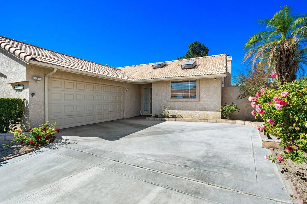73751 White Sands Drive, Thousand Palms, California 92276 home-pic-7